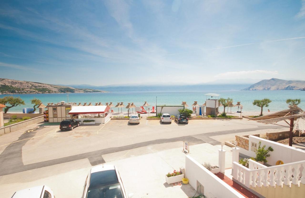 Beach Apartment Baska Екстериор снимка
