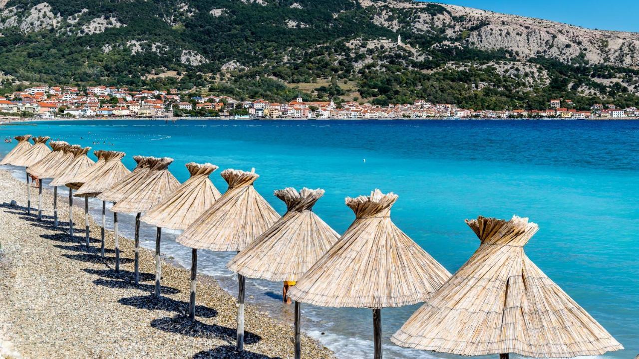 Beach Apartment Baska Екстериор снимка