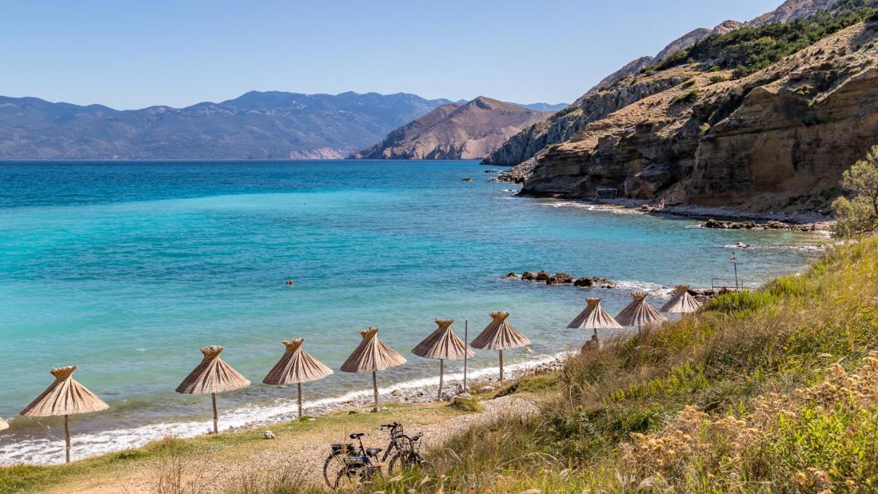 Beach Apartment Baska Екстериор снимка